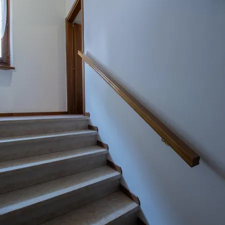Apartment Guesthost - La Casa Di Malu
