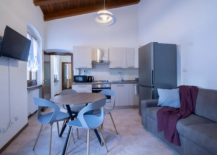 Guesthost - La Casa Di Malu Negrar